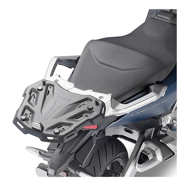 Givi SR1186 attacco posteriore specifico per Honda Forza 750