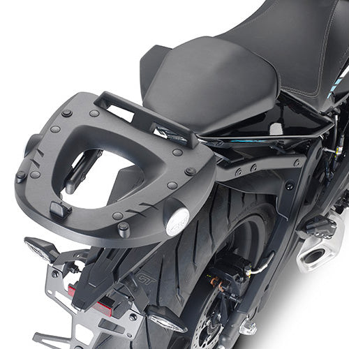 Givi 9223FZ Attacco posteriore specifico per bauletto MONOKEY o MONOLOCK (CFMOTO)